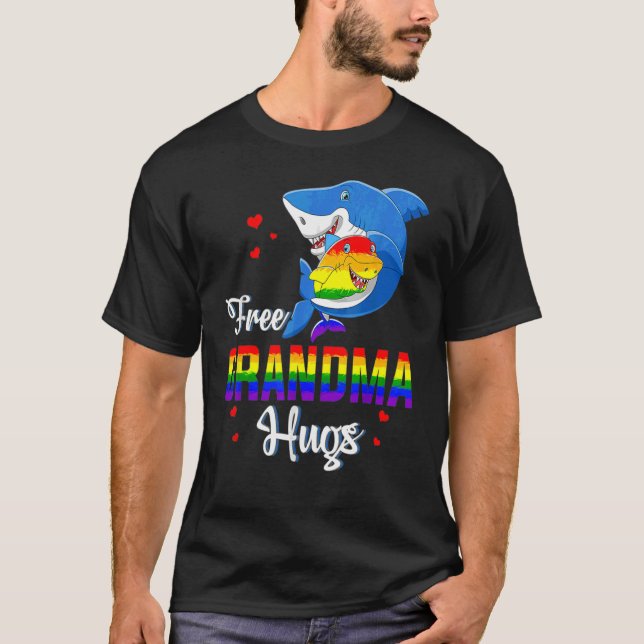 Camiseta Abuela libre abraza tiburón arco iris Lgbt Orgullo (Anverso)