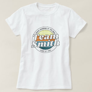Camiseta Abuela Orgullosa Equipo Retro Apellido de la Clase