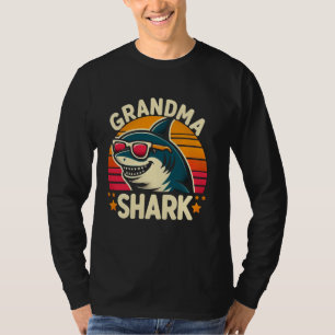 Camiseta Abuela Tiburón y su divertida familia de igual tib