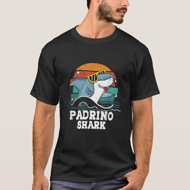 Camiseta Abuelo Papi Padrino Tiburón Padre de Dios español  (Anverso)