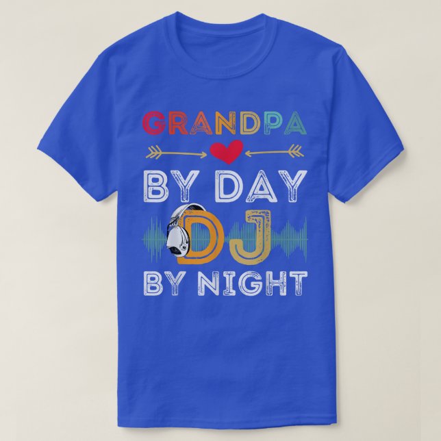Camiseta Abuelo Por Día DJ Por Deej Retro Nocturno (Diseño del anverso)