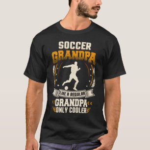 Camiseta Abuelo regular del abuelo del fútbol solamente más