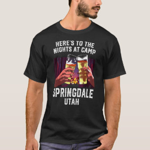 Camiseta Acá A Las Noches En Camp Springdale Camping Uta