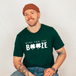 Camiseta Acá por The Booze St. Patrick's Day Unisex