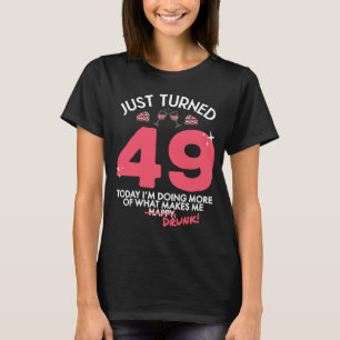 Camiseta Acabo de cumplir 49 años bebiendo vino 49 cumpleañ