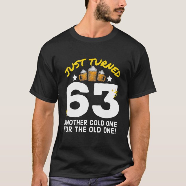 Camiseta Acabo De Cumplir 63 Fríos Para El Viejo 63 Nacimie (Anverso)