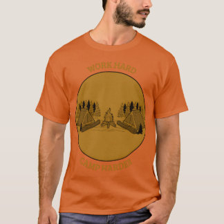 Camiseta Acampar duro trabajar más duro chico de camping