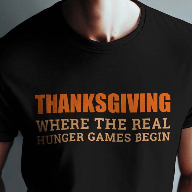 Camiseta Acción de Gracias: Supervivencia del más completo (Funny Thanksgiving shirt – “Real Hunger Games” tee for foodies, family chaos, and dinner battles)