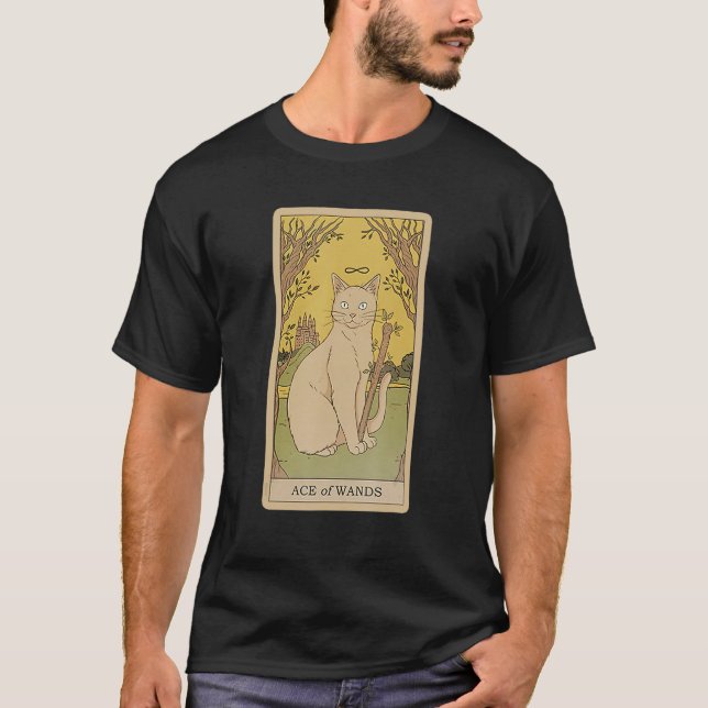 Camiseta Ace De Tarjeta Tarot De Wands Y Gato Gráfico Cósmi (Anverso)