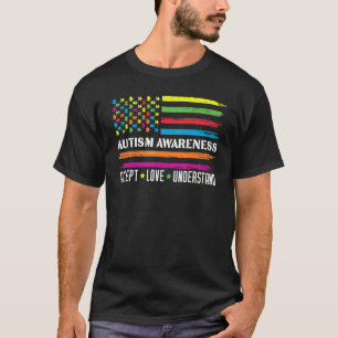 Camiseta Aceptar Amor Entender Rompecabezas Bandera America