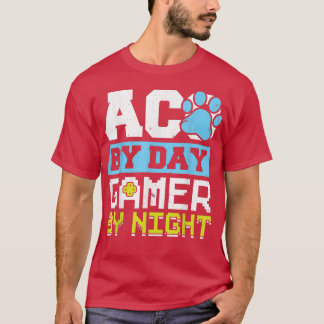 Camiseta ACO By Day Gamer By Night Animal Control Officer 