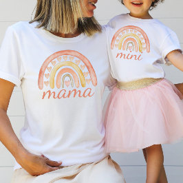Camiseta Acuarela Cute Boho Rainbow Mama Love Heart