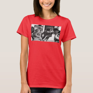 Camiseta Adam Moyer Modelando