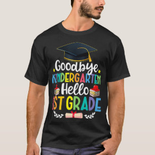 Camiseta Adiós Kindergarten Hola Gradua Gradua Gradua Grado