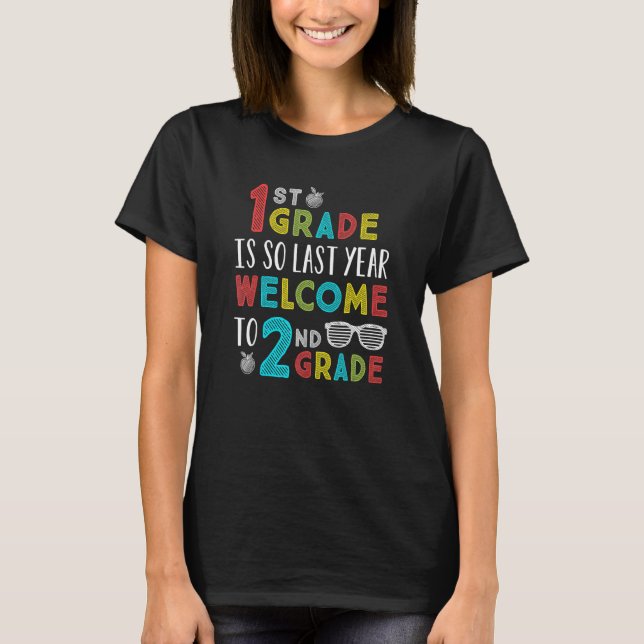 Camiseta Adiós, primer grado Bienvenidos profesores de 2º g (Anverso)