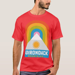 Camiseta Adirondack Mountains Nueva York Senderismo en arco