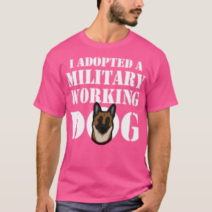 Camiseta Adopción de perro de trabajo militar belga en Mali