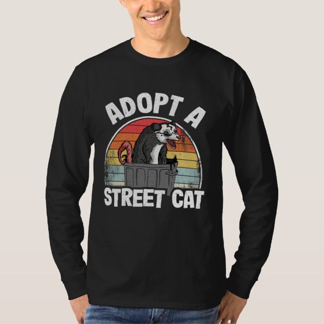 Camiseta Adopt A Street Cat Opossum Meme Trash Possum (Anverso)