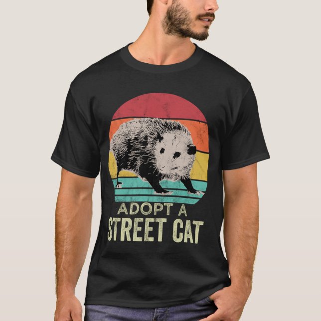 Camiseta Adopta a un gato callejero Funny Possum (Anverso)
