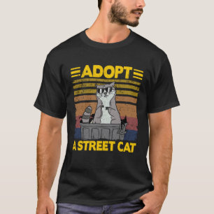 Camiseta Adopta un gato callejero mapache divertido