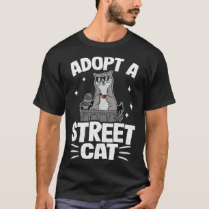 Camiseta Adopta un gato callejero mapache divertido 1