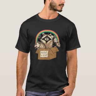Camiseta Adoptar Gatos Prohibidos En Caja Raccoon Skunks Po