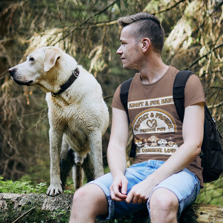 Camiseta Adoptar un niño de la piel provee y proteja el amo