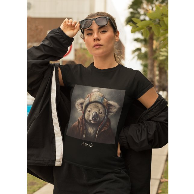 Camiseta Adorable koala usando adorable gorra adaptable (Subido por el creador)