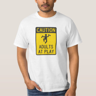 Camiseta Adultos de la precaución en el juego