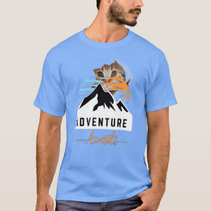 Camiseta Adventure Await T-Shirt