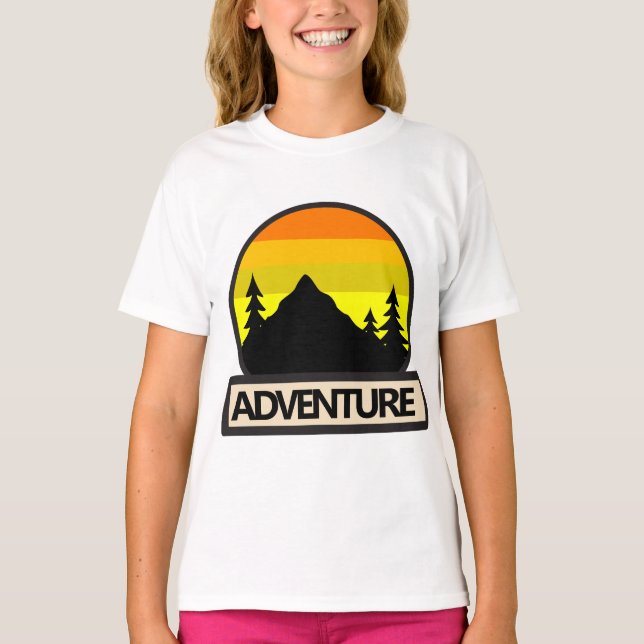 Camiseta Adventure Awaits (Anverso)