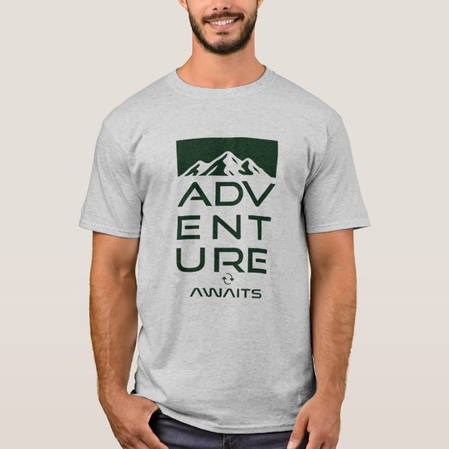 Camiseta Adventure Awaits (Anverso)