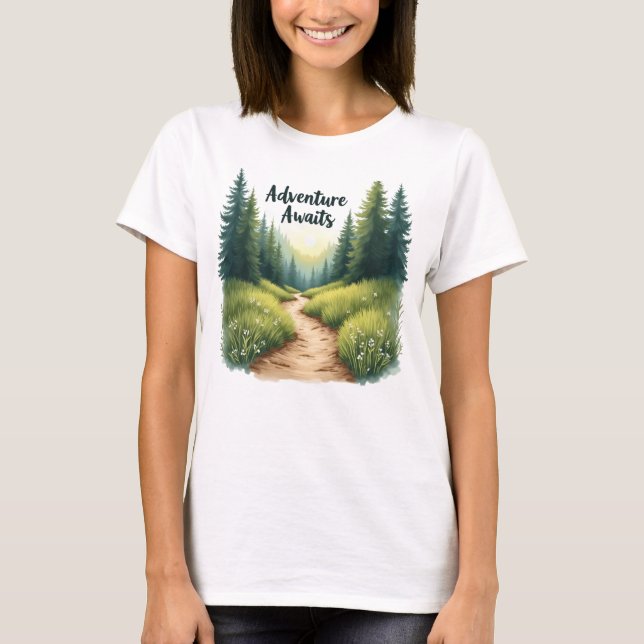 Camiseta Adventure Awaits (Anverso)