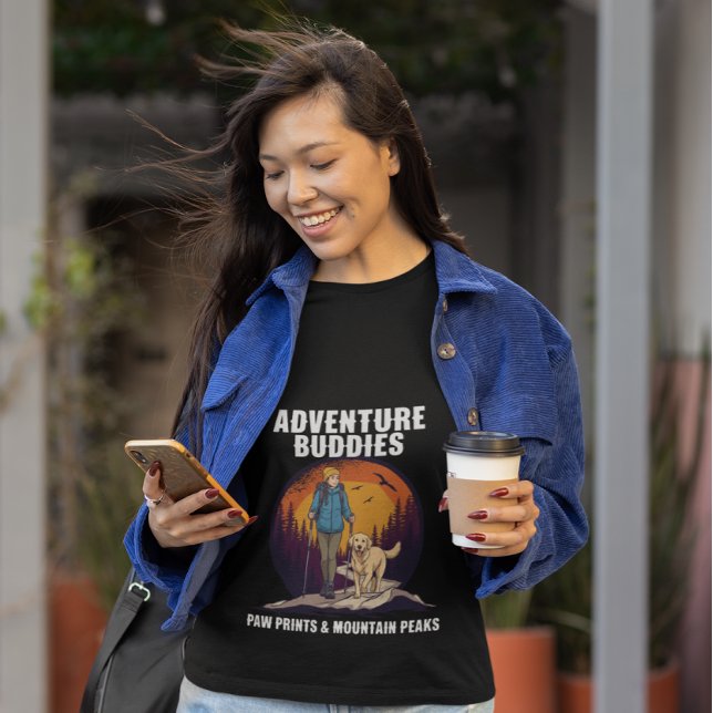 Camiseta Adventure Buddies Dog Hiking & Mountain Sunset (Subido por el creador)