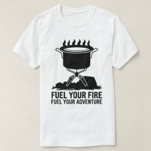 Camiseta Adventure Camping Cocinar Diseño Gráfico de Incend