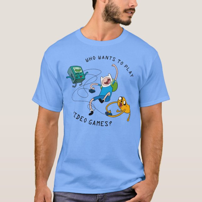 Camiseta Adventure Time | Finn & Jake Play With BMO T-Shirt (Anverso)