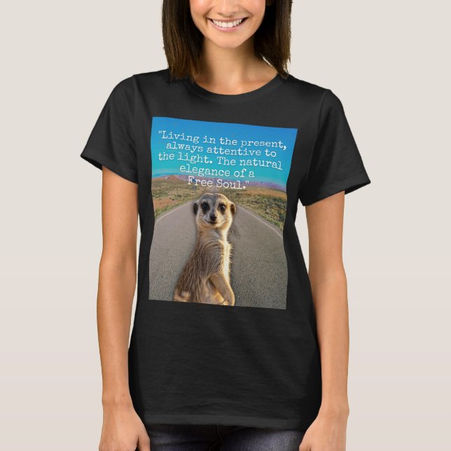 Camiseta Adventurous Meerkat Living (Anverso)