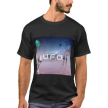 Camiseta aferrada al espacio