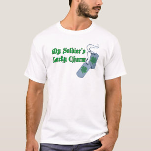 Camiseta afortunada del encanto de mi soldado