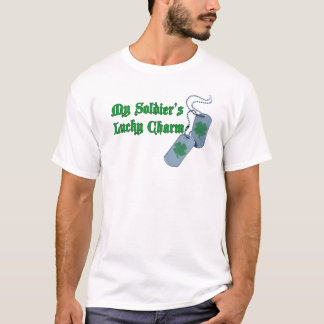 Camiseta afortunada del encanto de mi soldado