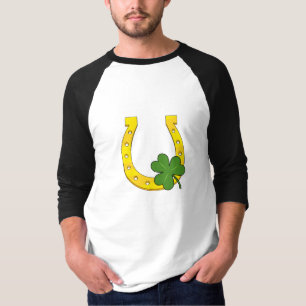 Camiseta Afortunada Herradura Dorada con Shamrock on White