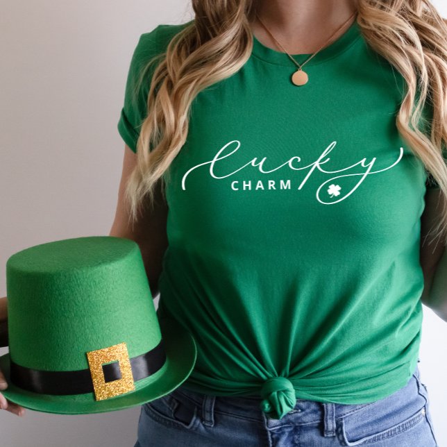 Camiseta Afortunadamente Charm St. Patrick's Day Cute Guión (Subido por el creador)