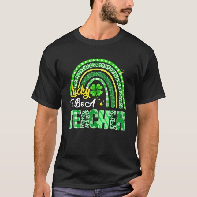 Camiseta Afortunadamente Para Ser Maestra En El Arcoiris St (Anverso)