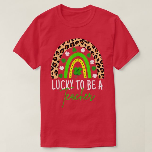 Camiseta Afortunadamente Para Ser Maestra En El Arcoiris St (Diseño del anverso)