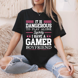 Camiseta Afortunadamente Tengo Una Pareja Graciosa De Amigo