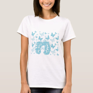Camiseta Afro, mariposas y gafas de sol