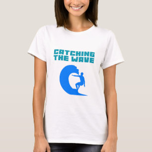 Camiseta Agarrando la ola - Surfing