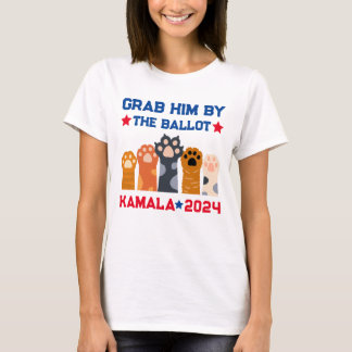 Camiseta Agarrarlo por el gato de la cédula de votación Lad