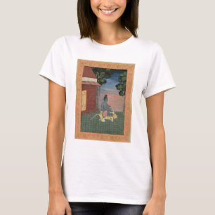 Camiseta Aged ascetic seated on a tiger skin outside a buil
