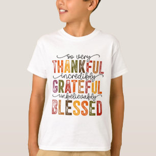 Camiseta Agradecida y agradecida familia turca feliz que